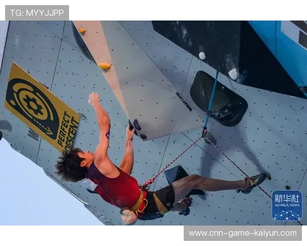 攀岩世界杯新星问鼎冠军：年轻力量崛起的巅峰时刻