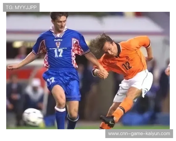 皇马边路带动中路渗透引爆团队奔袭